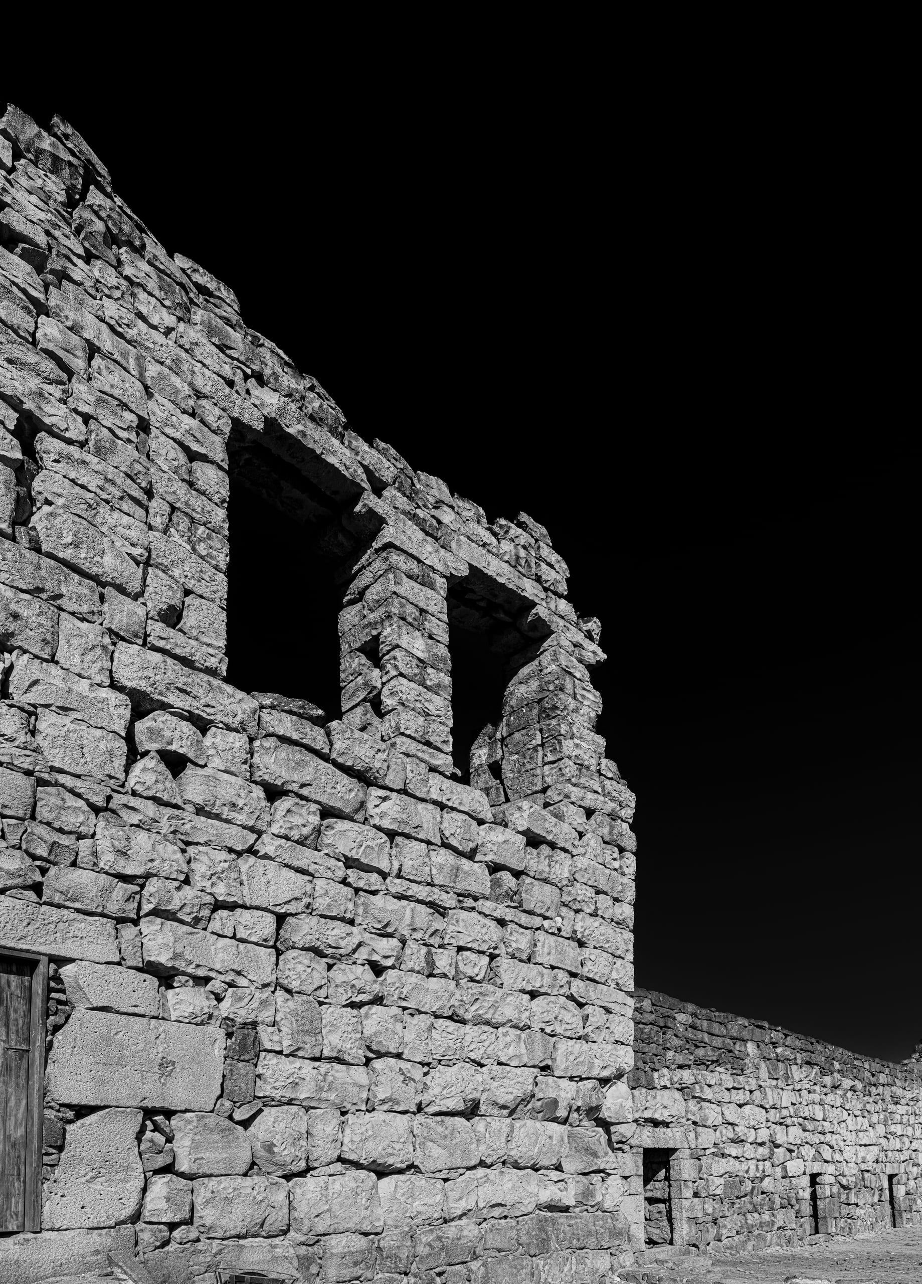 Alazraq Alzraq Archi Zoom, a fine-art photograph by Ali Abu Ras