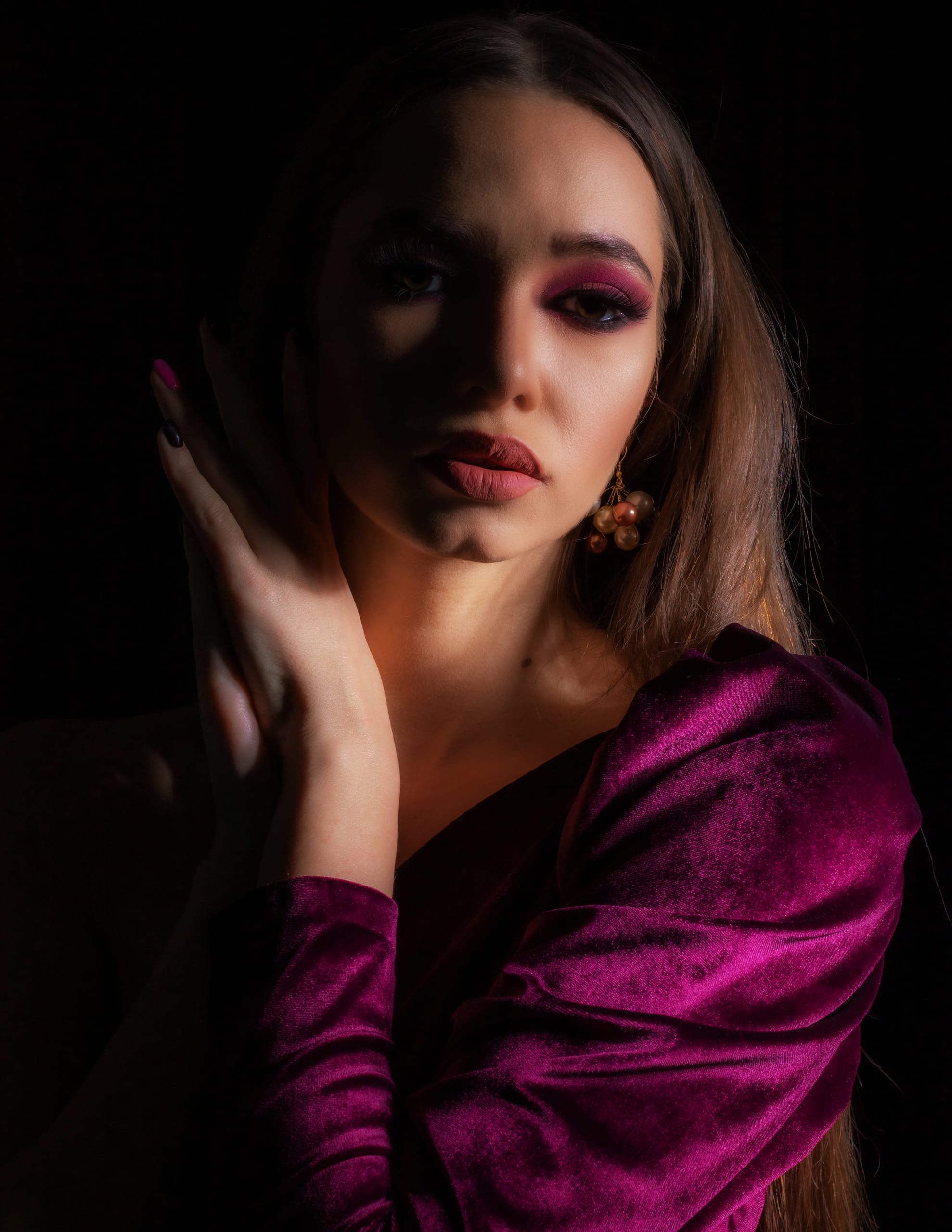 Portrait Woman Fashon Girle, a fine-art photograph by Ali Abu Ras